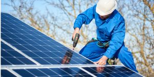 Installation Maintenance Panneaux Solaires Photovoltaïques à Coussay